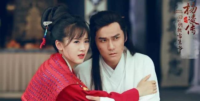 在公交车上被轮流进入