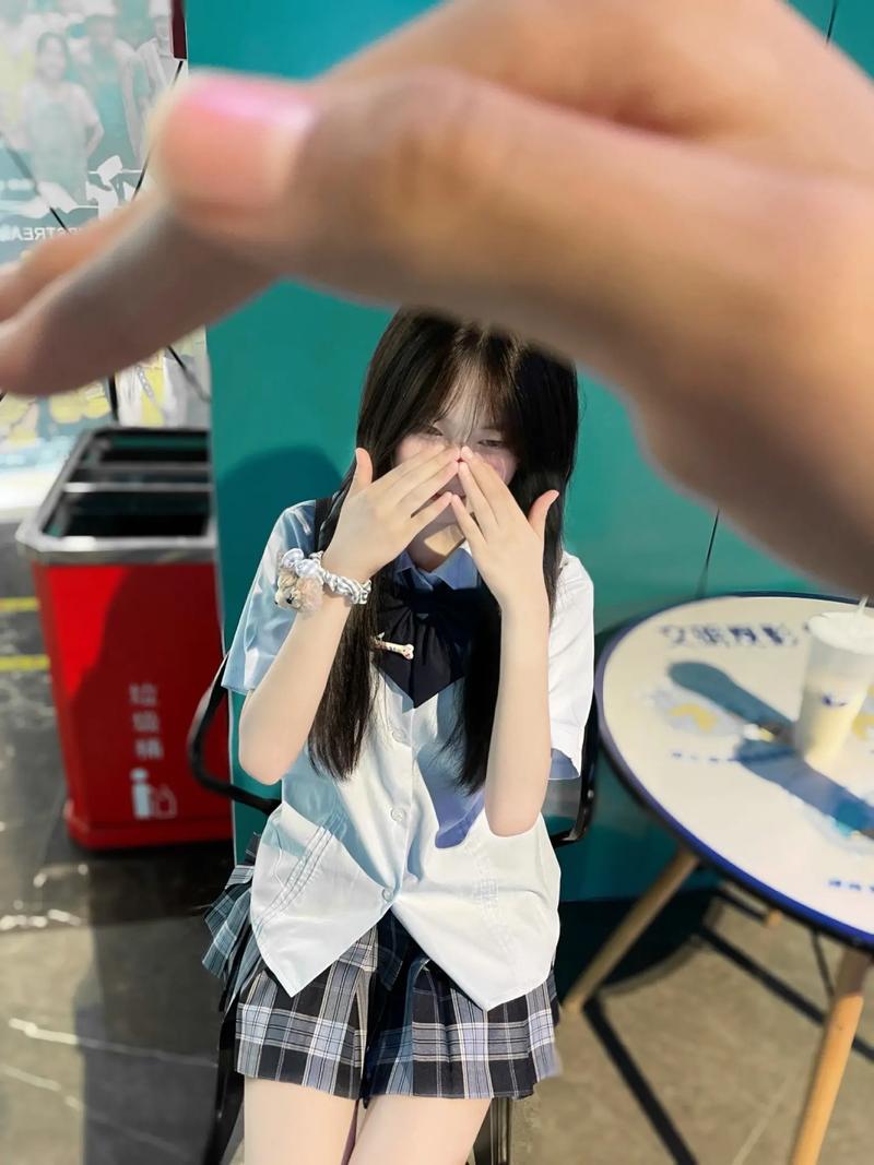 精品自线在线官方 由于这个描述比较简短且模糊