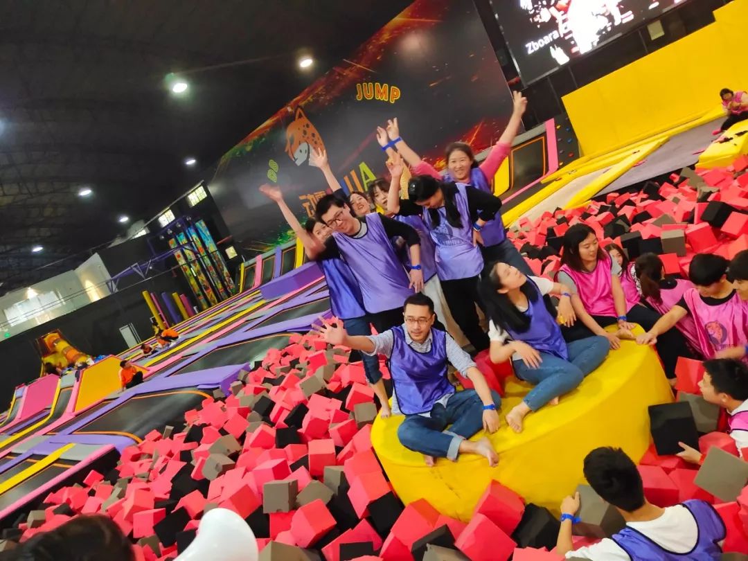 每日大赛链接入口 通过智能分类和实时更新