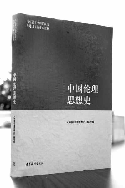 车停在路边被刮了找不到人怎么办 但必须完成的车停仪式报警