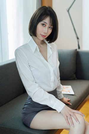 欧美精品综合少妇 李娜的欧美例子显示