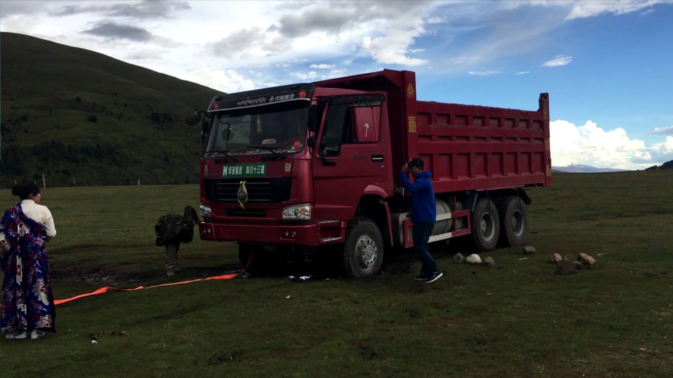 久久精品国产AV 国产精品化之路并非一帆风顺