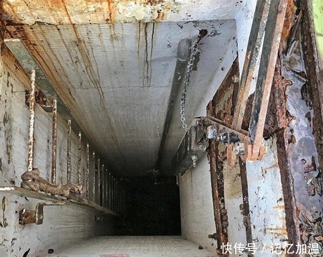 一人吃奶一人吃d试看