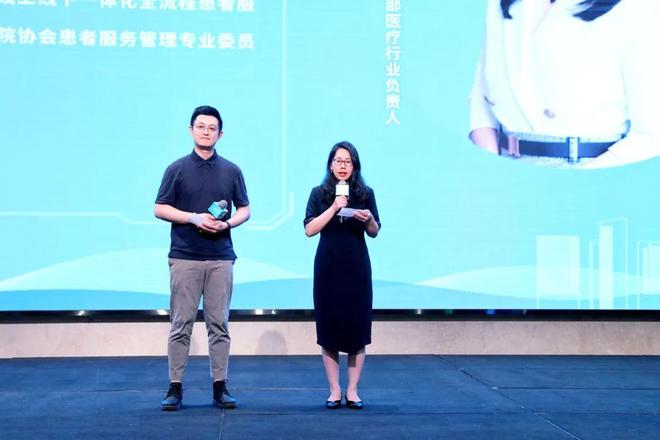 啄木鸟女仆 性格：平时温柔勤快